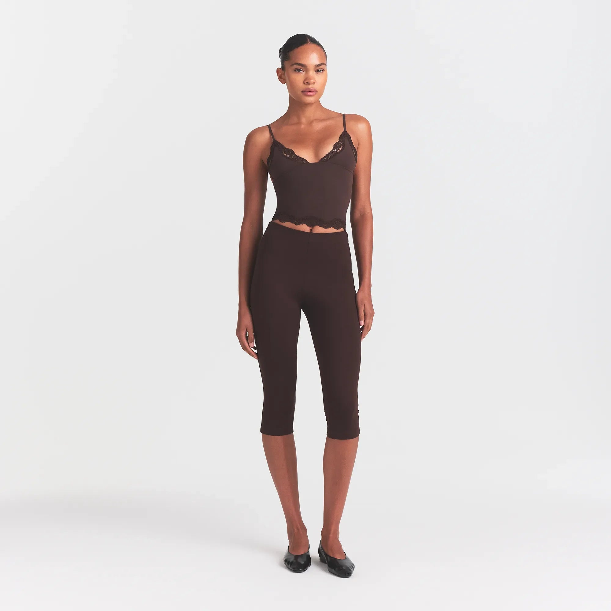 THE ESSENTIAL COLLECTION HIGH-WAISTED CAPRI | ESPRESSO