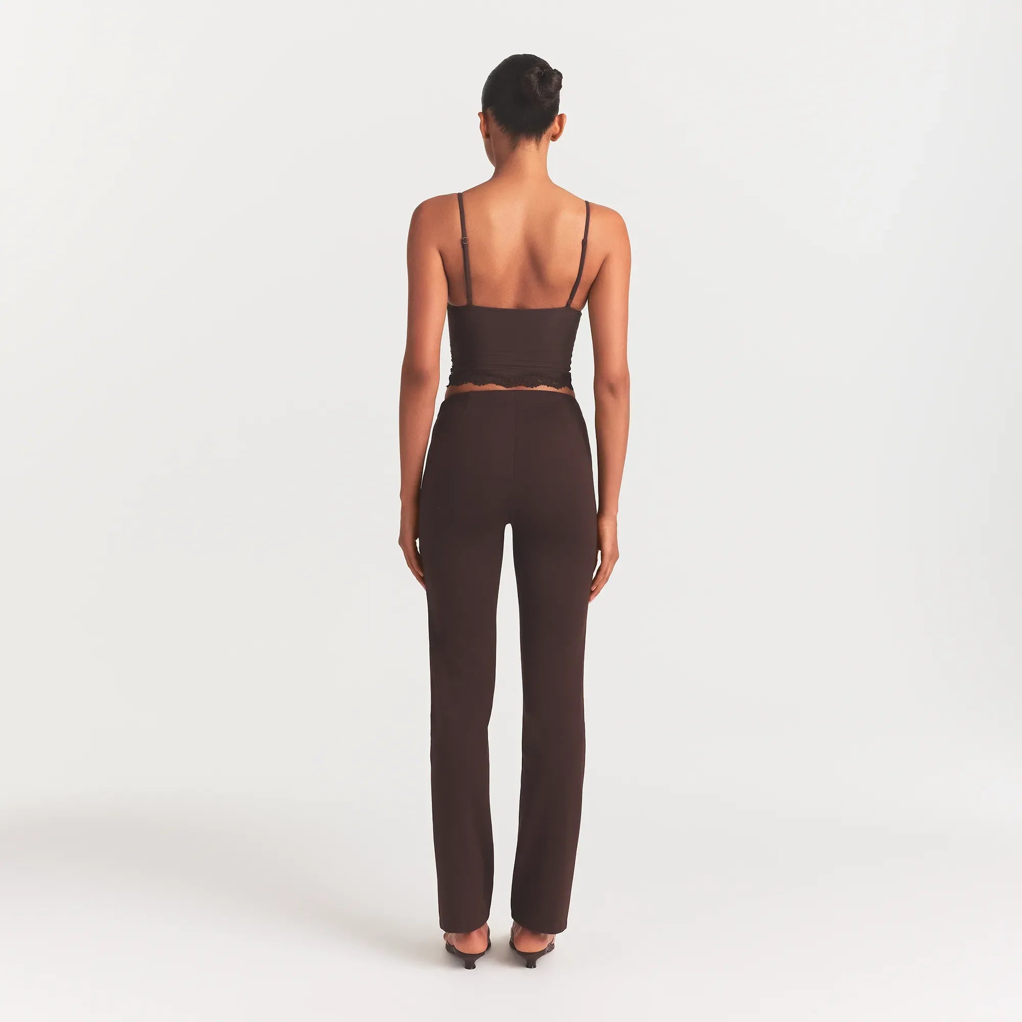THE ESSENTIAL COLLECTION HIGH-WAISTED PINTUCK STRAIGHT PANT | ESPRESSO