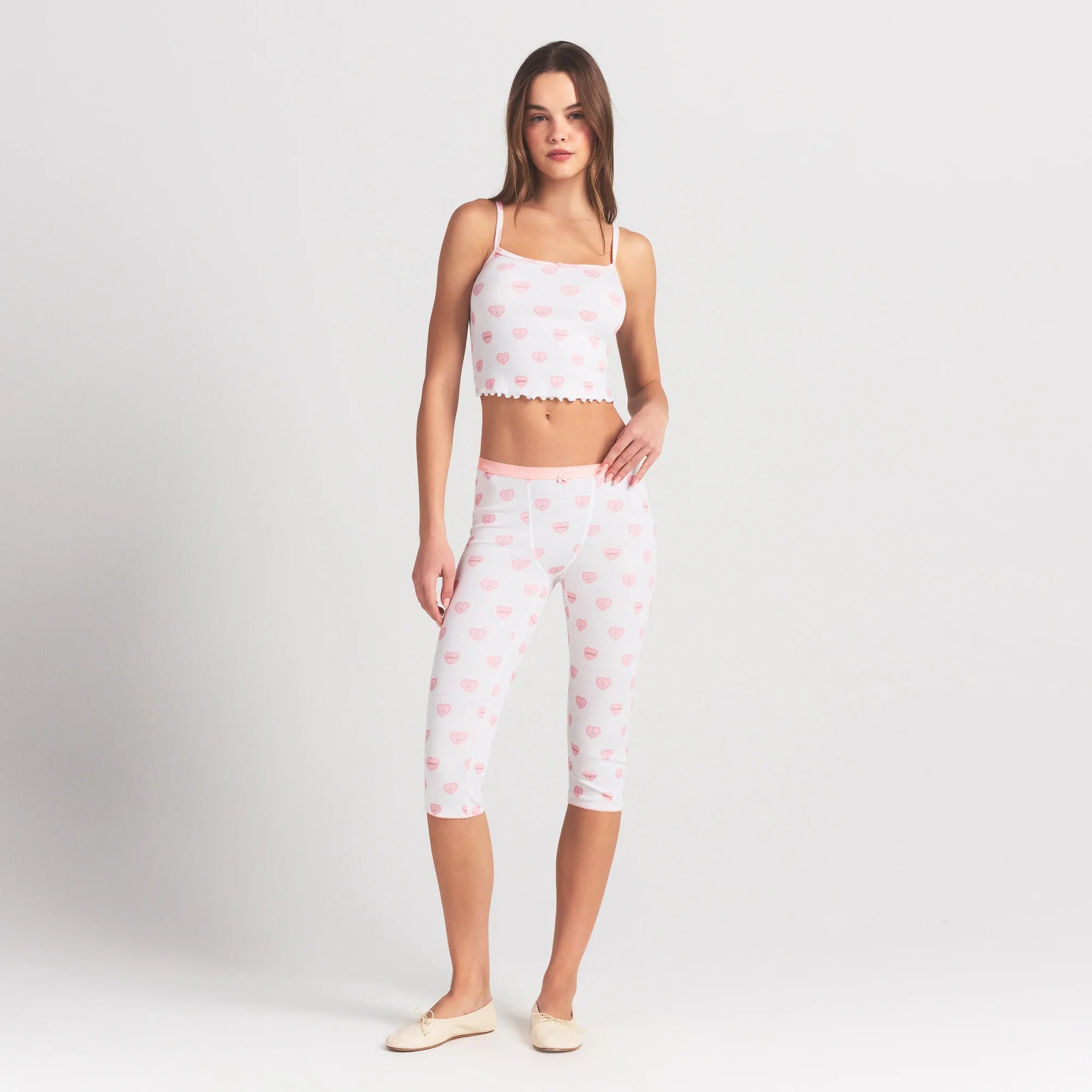 LOGO POINTELLE CAPRI | SNOW LACE HEARTS