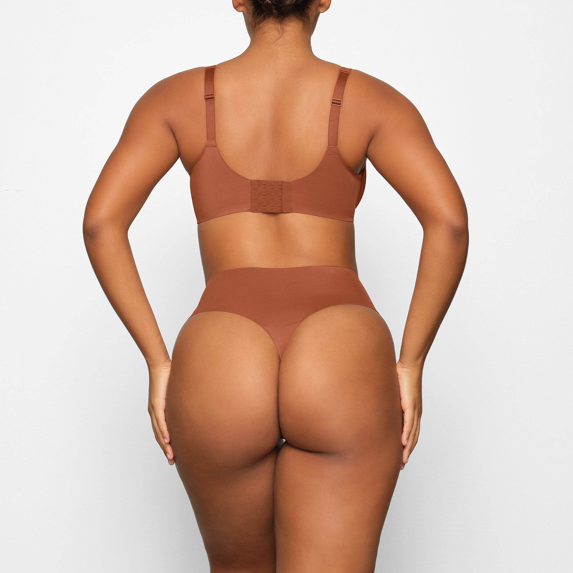 SMOOTHING INTIMATES UNLINED FULL COVERAGE BRA | BRONZE