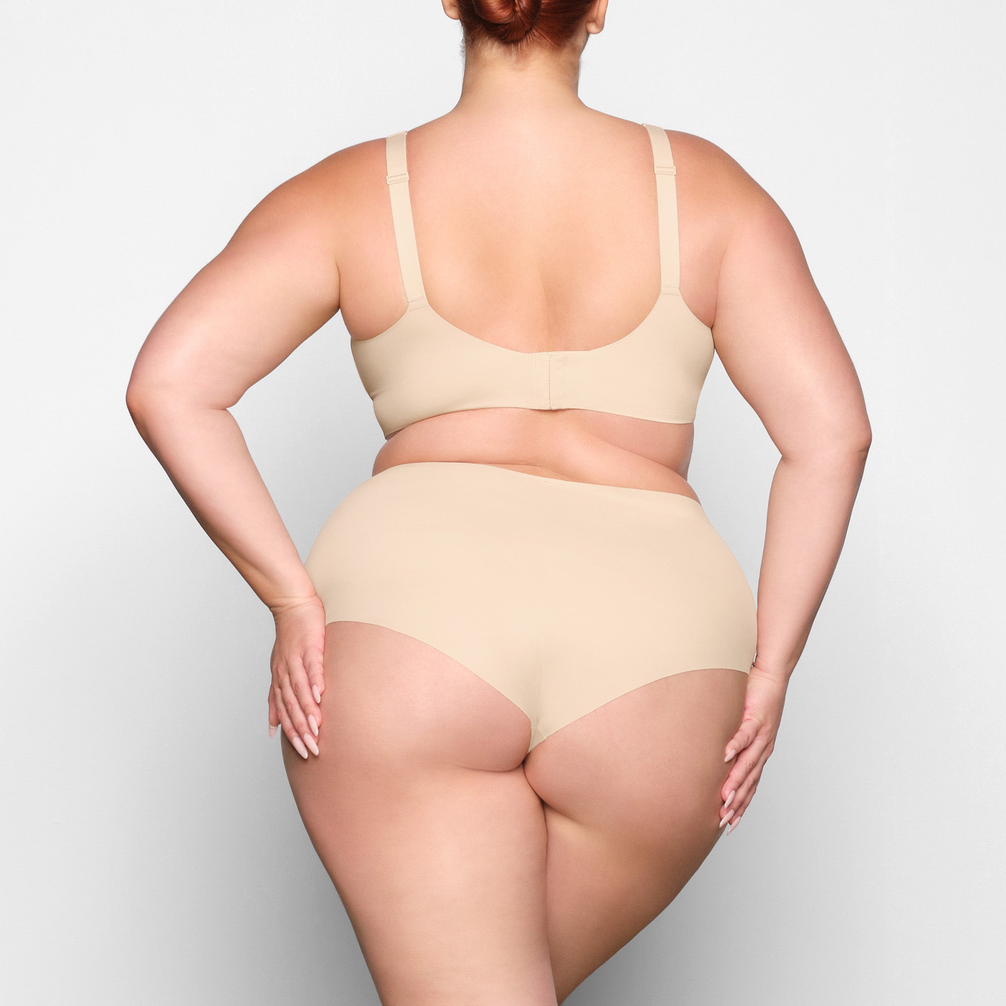 NAKED SCOOP BRALETTE | SAND