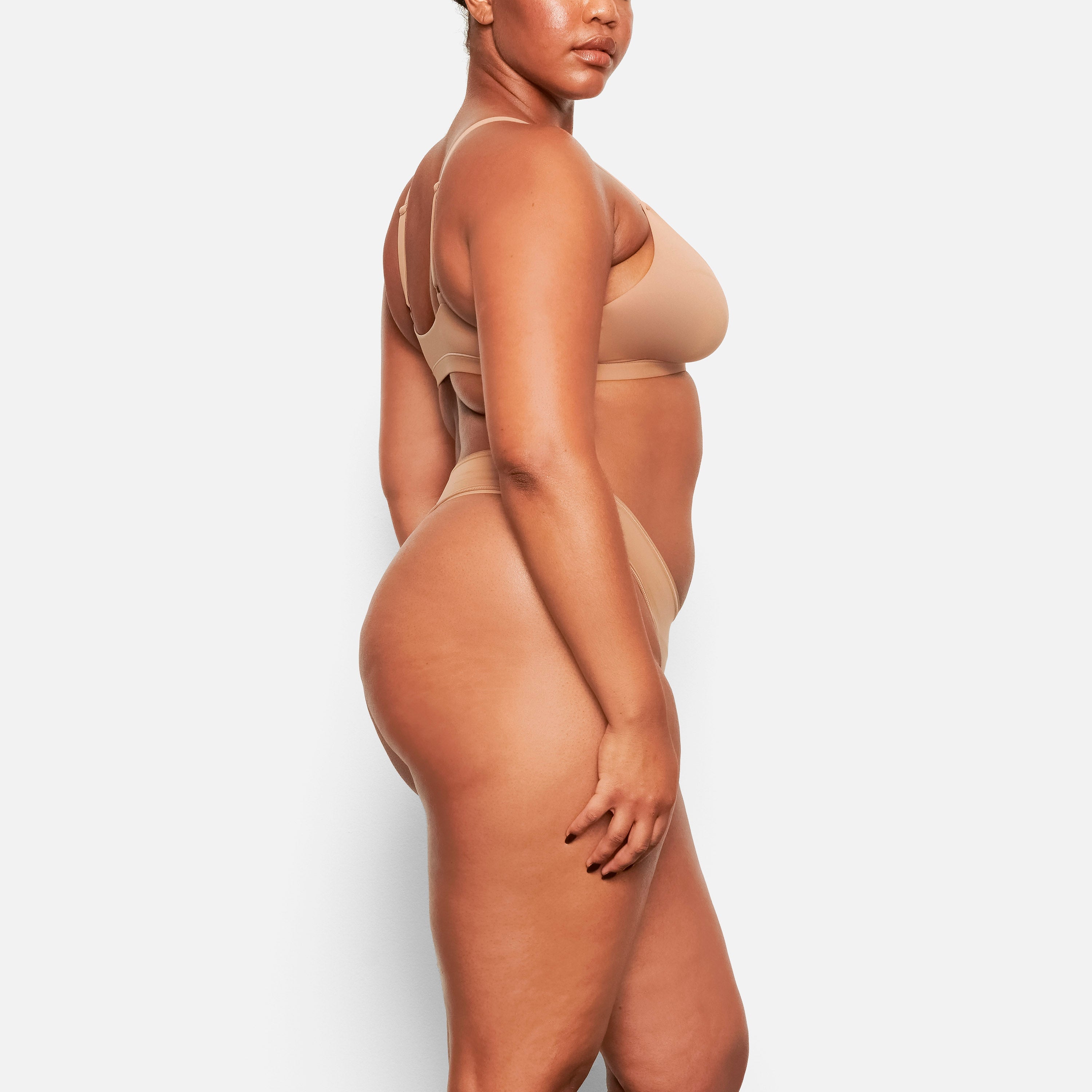 FITS EVERYBODY TRIANGLE BRALETTE | SIENNA
