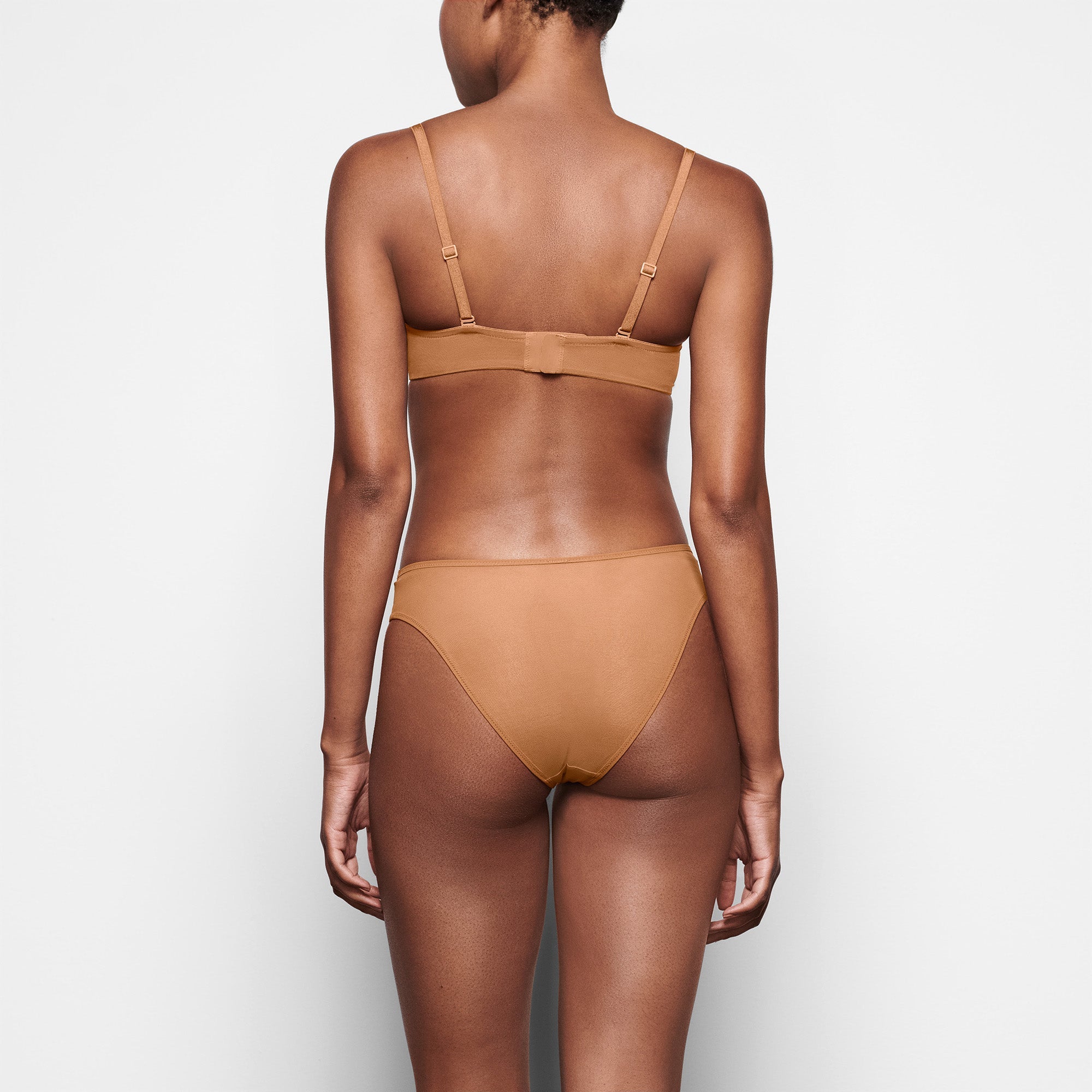 ULTRA FINE MESH STRAPLESS BRA | BRONZE