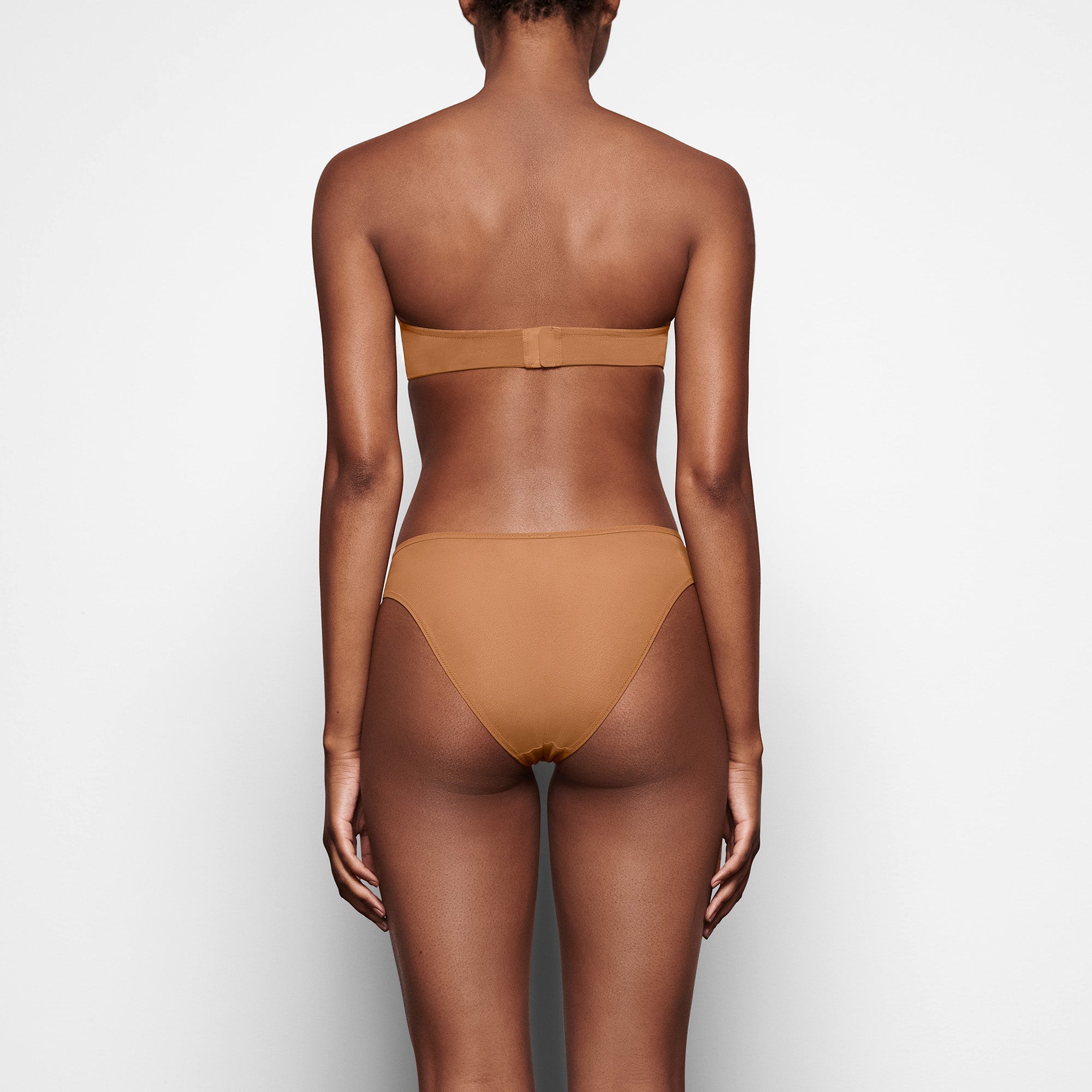 ULTRA FINE MESH STRAPLESS BRA | BRONZE
