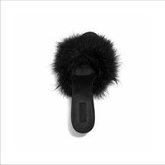FEATHER KITTEN HEEL | ONYX