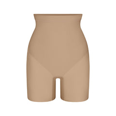 SKIMS BODY CORE SCULPT MID RISE SHORT | CLAY