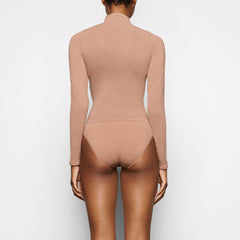 SOFT SMOOTHING SEAMLESS BRIEF | SIENNA