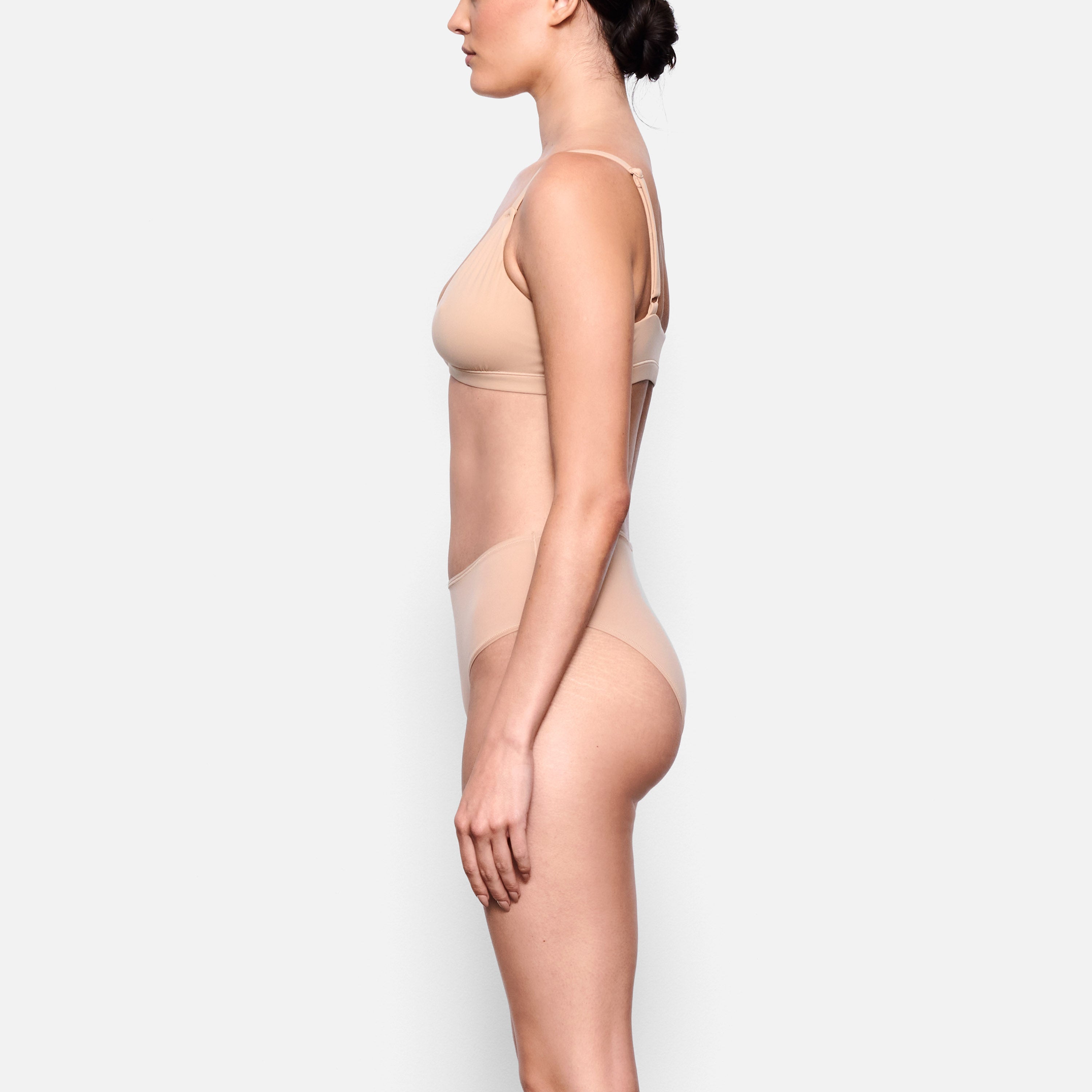 FITS EVERYBODY BRIEF | CLAY