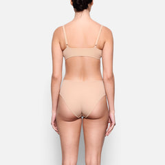 FITS EVERYBODY BRIEF | CLAY