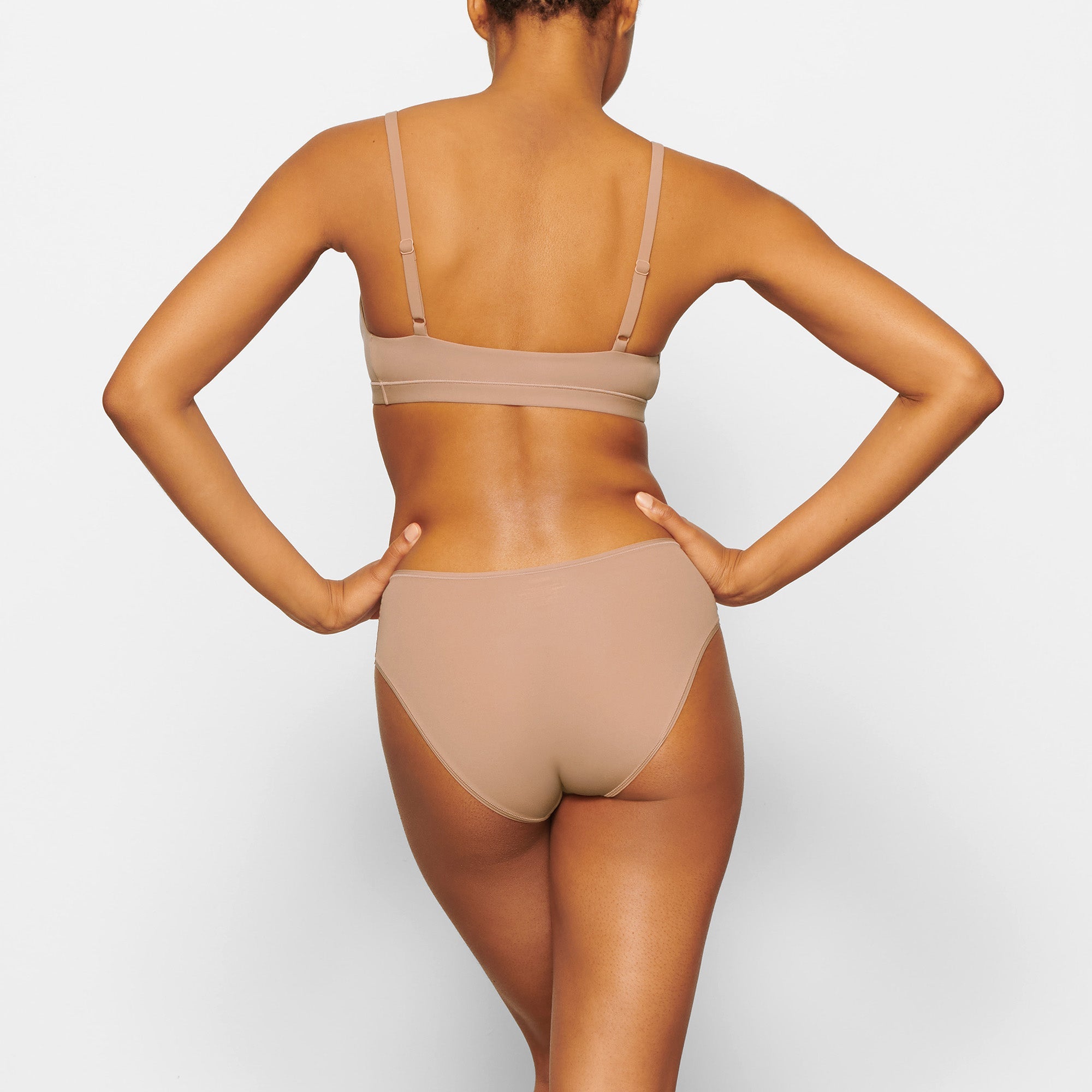 FITS EVERYBODY BRIEF | SIENNA