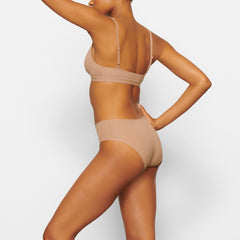 FITS EVERYBODY BRIEF | SIENNA