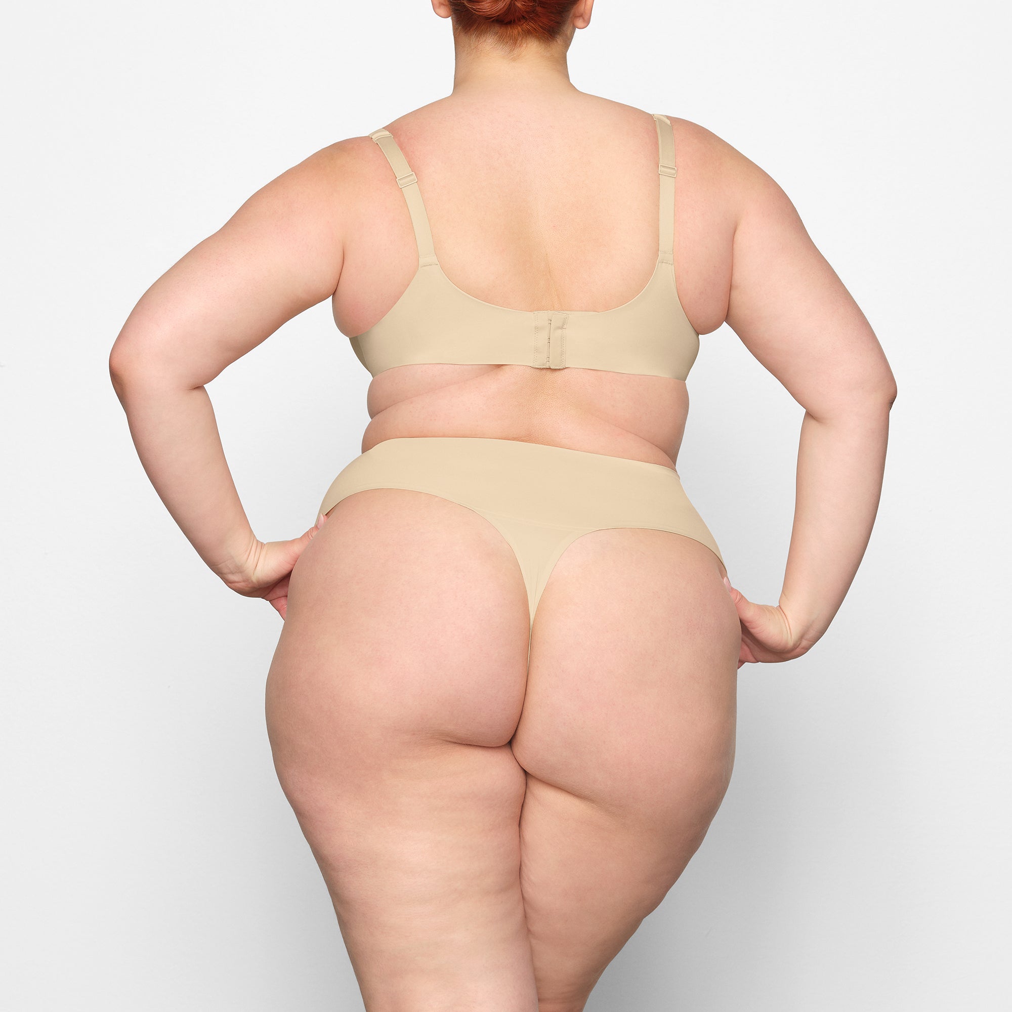 SMOOTHING INTIMATES HIGH-WAISTED THONG | SAND