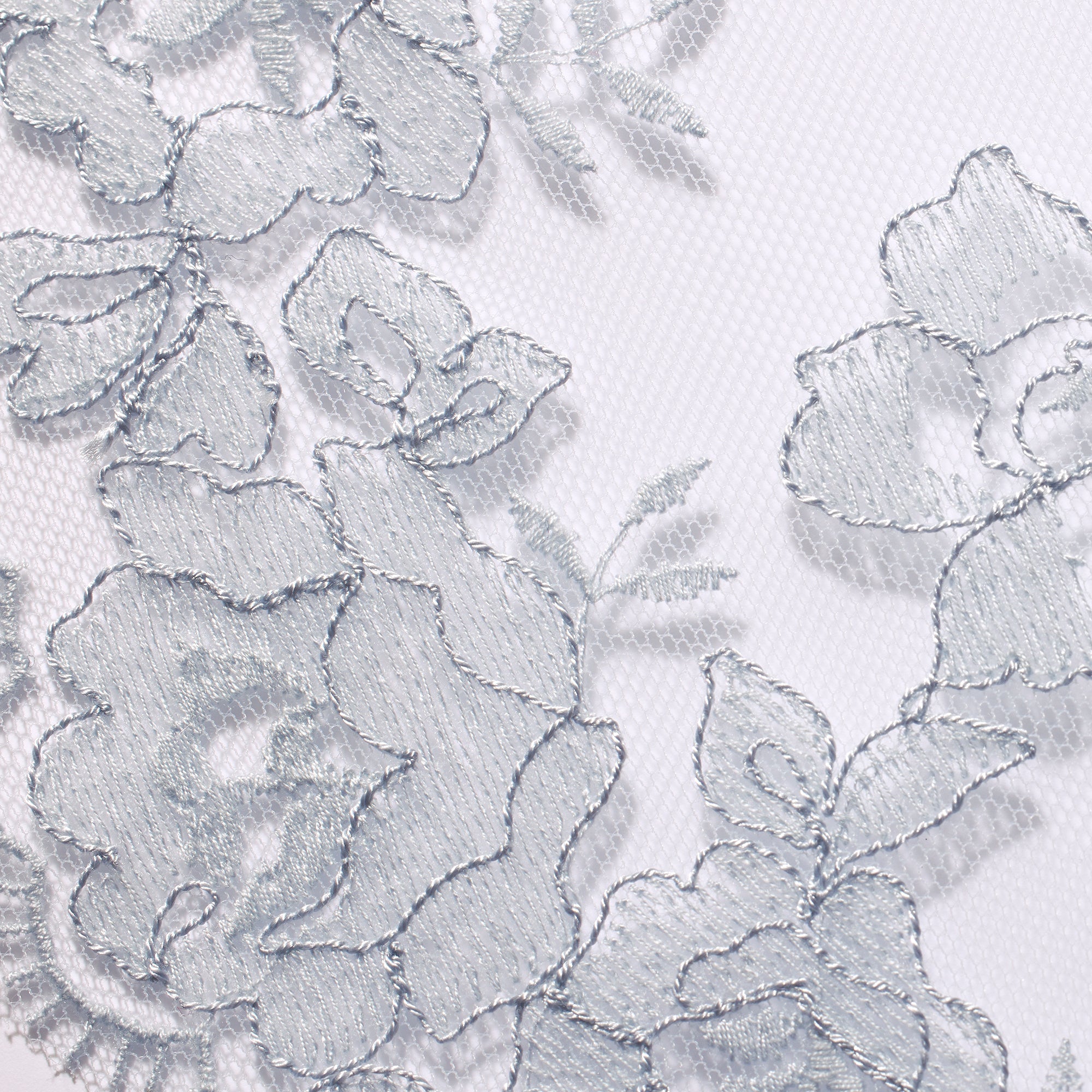 EMBROIDERED LINGERIE FRONT CLOSE UNLINED BRA | PEARL