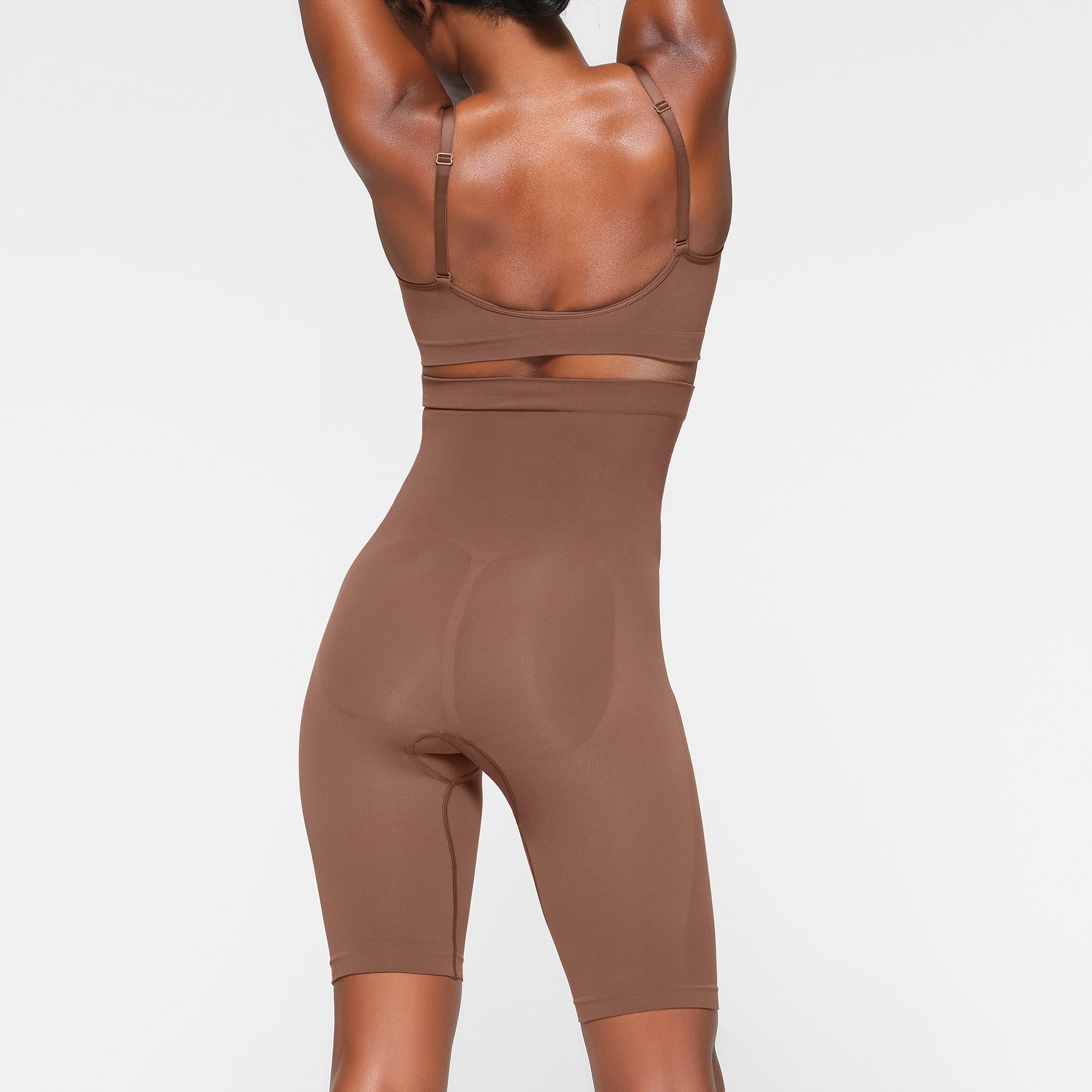 SEAMLESS SCULPT HIGH-WAISTED ABOVE THE KNEE SHORT | JASPER