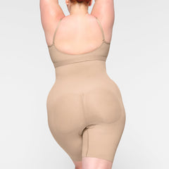 SEAMLESS SCULPT HIGH-WAISTED ABOVE THE KNEE SHORT | MICA