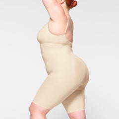 SEAMLESS SCULPT HIGH-WAISTED ABOVE THE KNEE SHORT | SAND