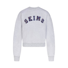 COTTON FLEECE LOGO CLASSIC CREWNECK | PLAID ARCHED LOGO PATCH