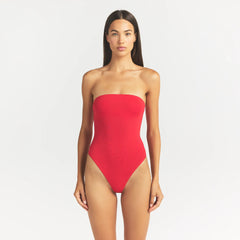 SMOOTH LAYERS STRAPLESS BODYSUIT | CARMINE
