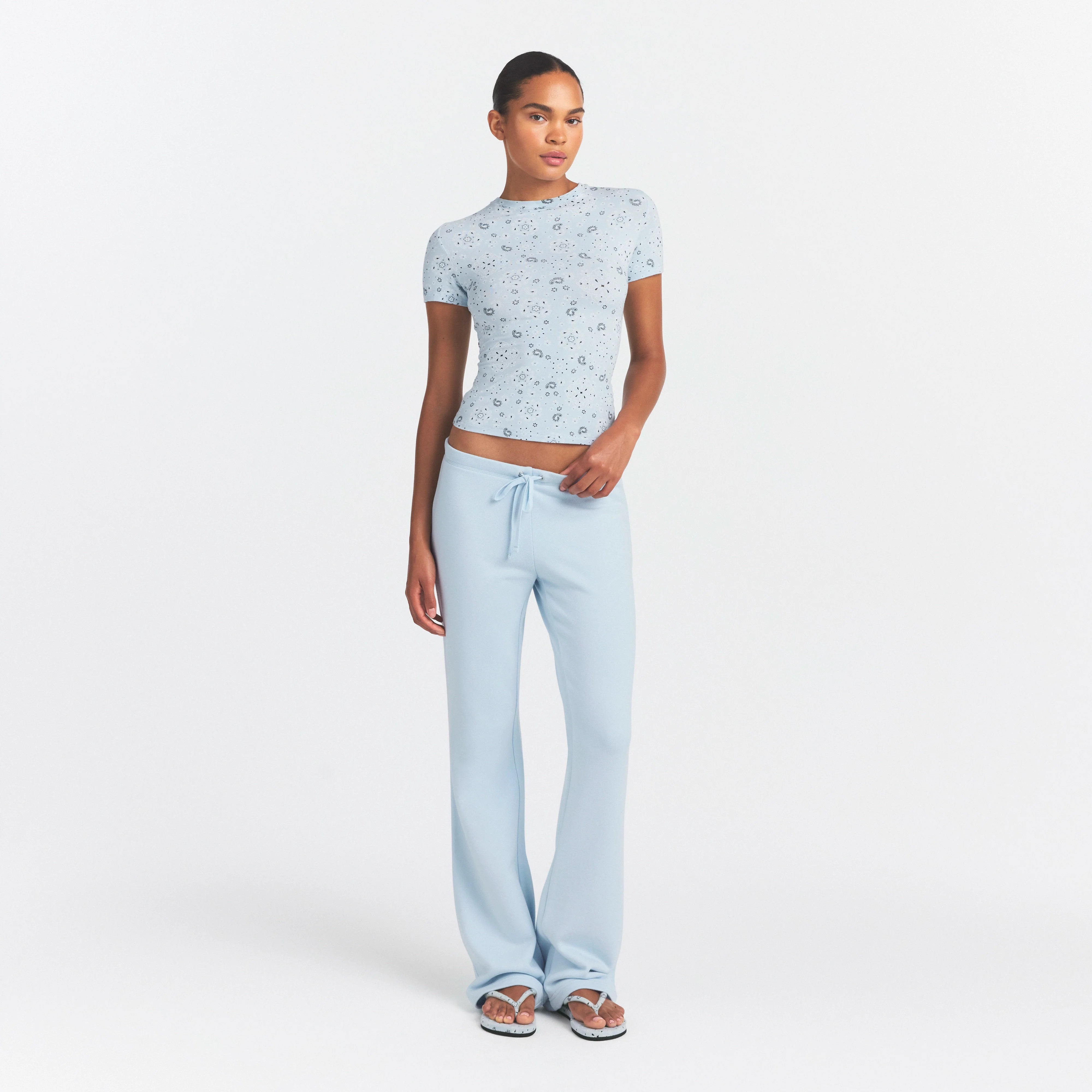 COTTON JERSEY T-SHIRT | POWDER BLUE BANDANA