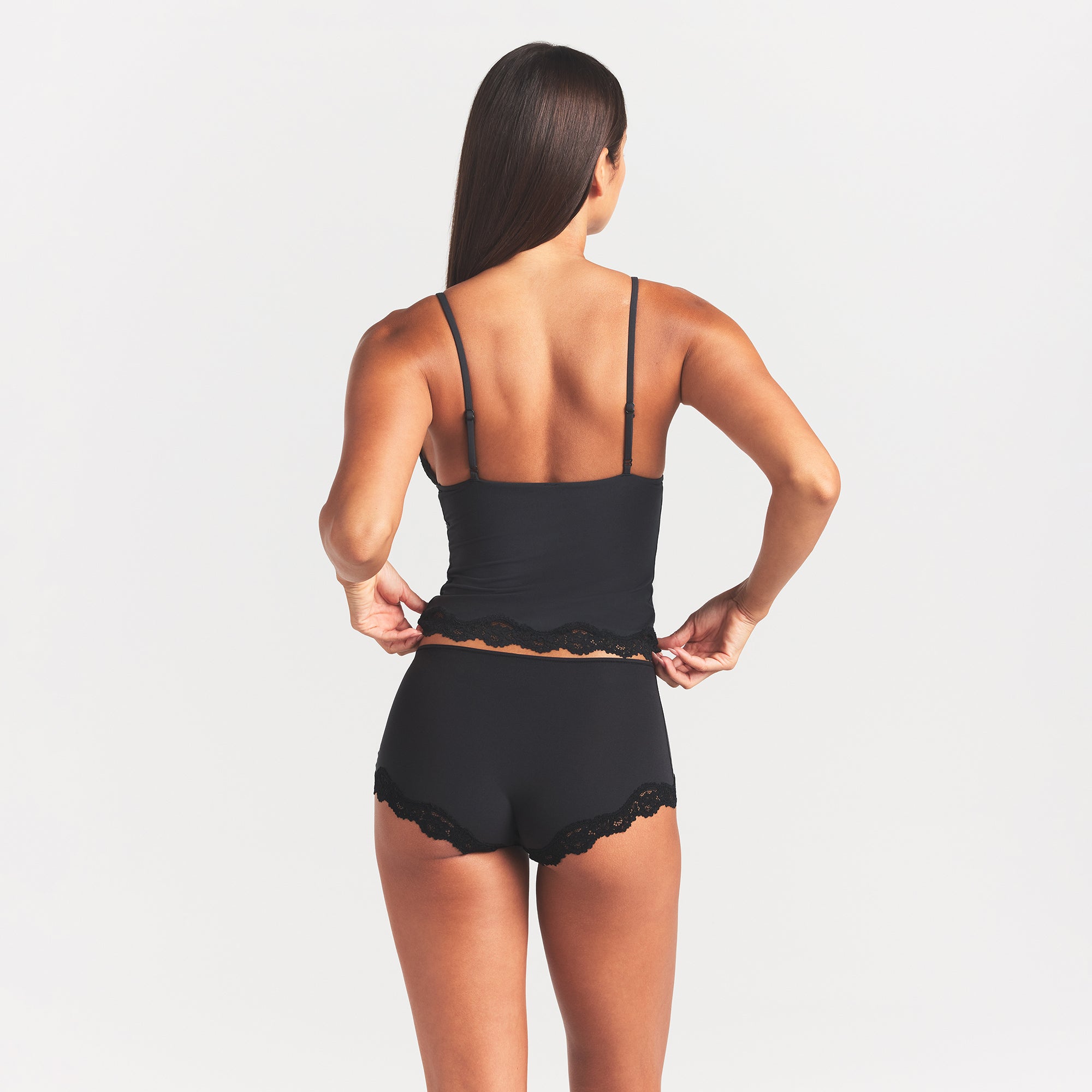 FITS EVERYBODY LACE TRIANGLE CAMI AND BOY SHORT SET | ONYX