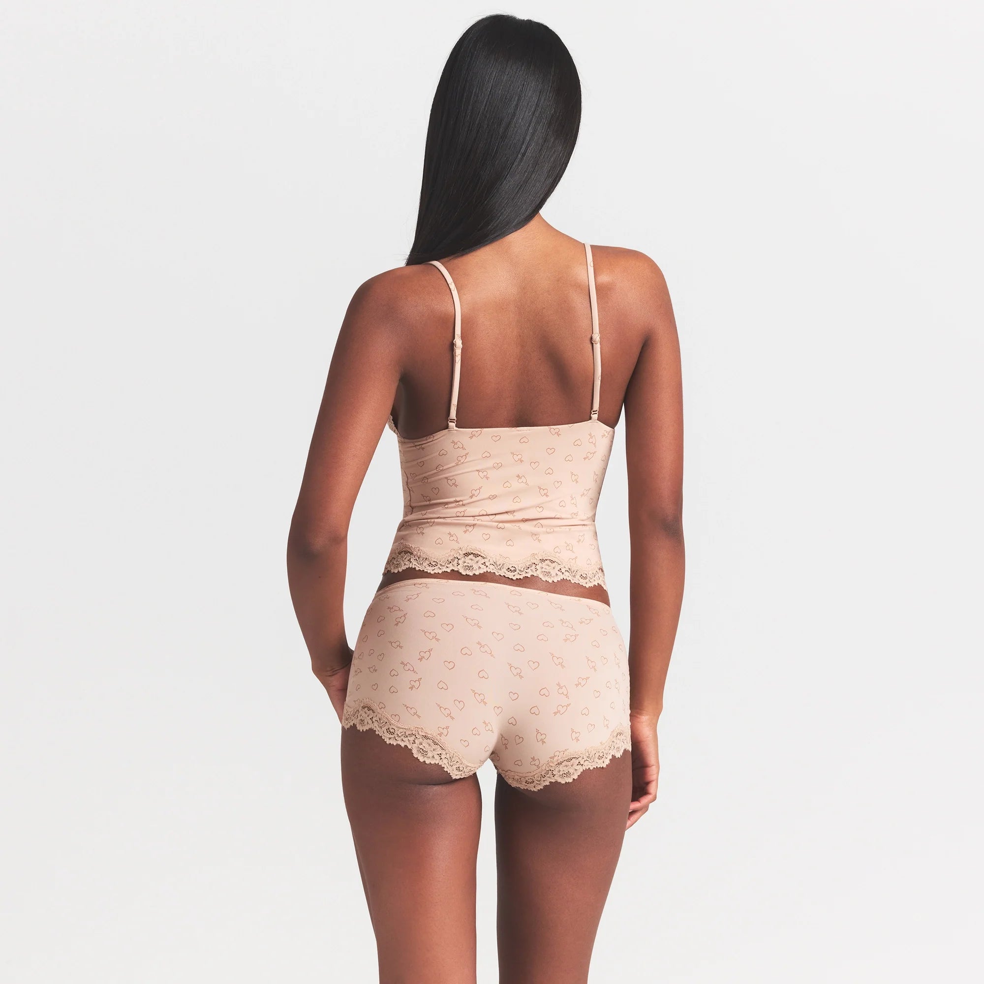 FITS EVERYBODY LACE TRIANGLE CAMI | MICA SKETCHED HEARTS