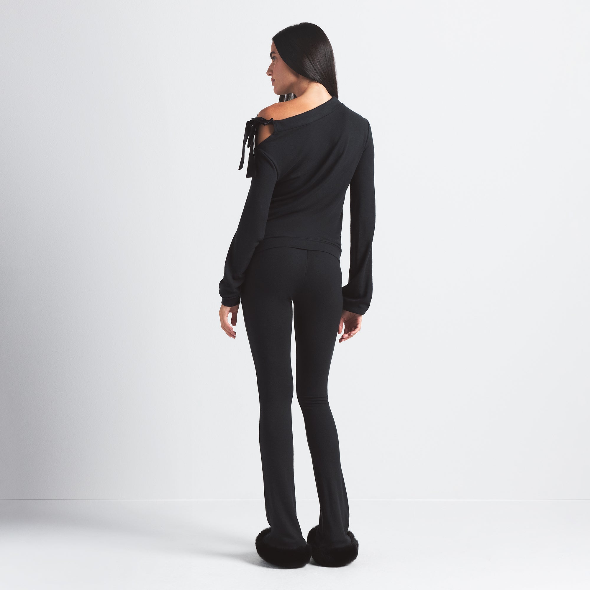 SKIMS CLOUD OFF THE SHOULDER TOP | ONYX