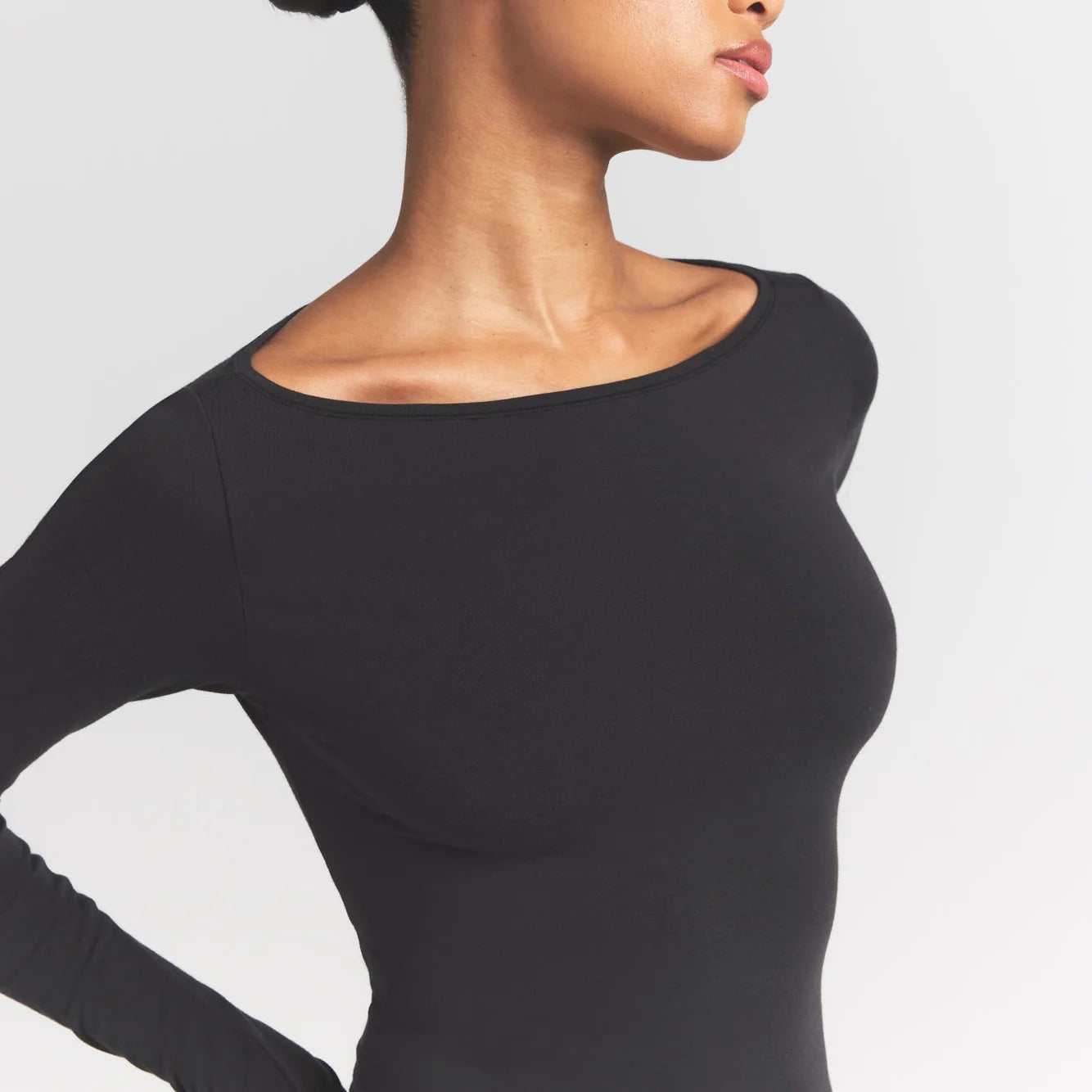 COTTON JERSEY LONG SLEEVE BOATNECK TOP | SOOT