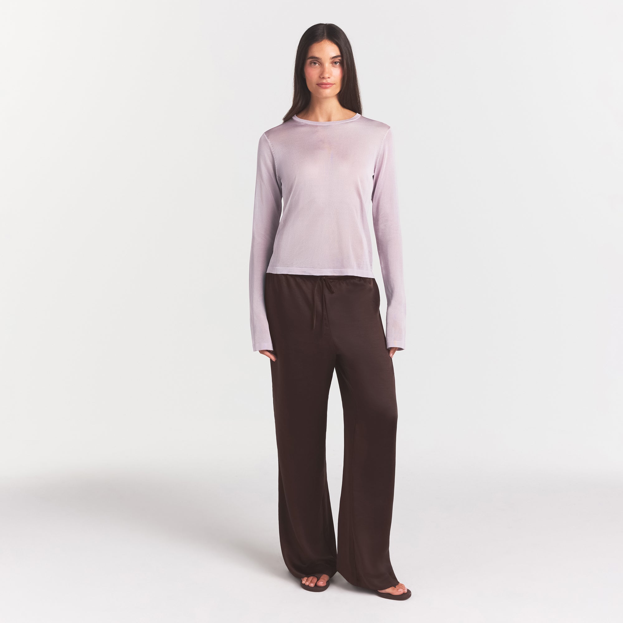 SLINKY KNIT CREW NECK LONG SLEEVE TOP | IRIS MICA