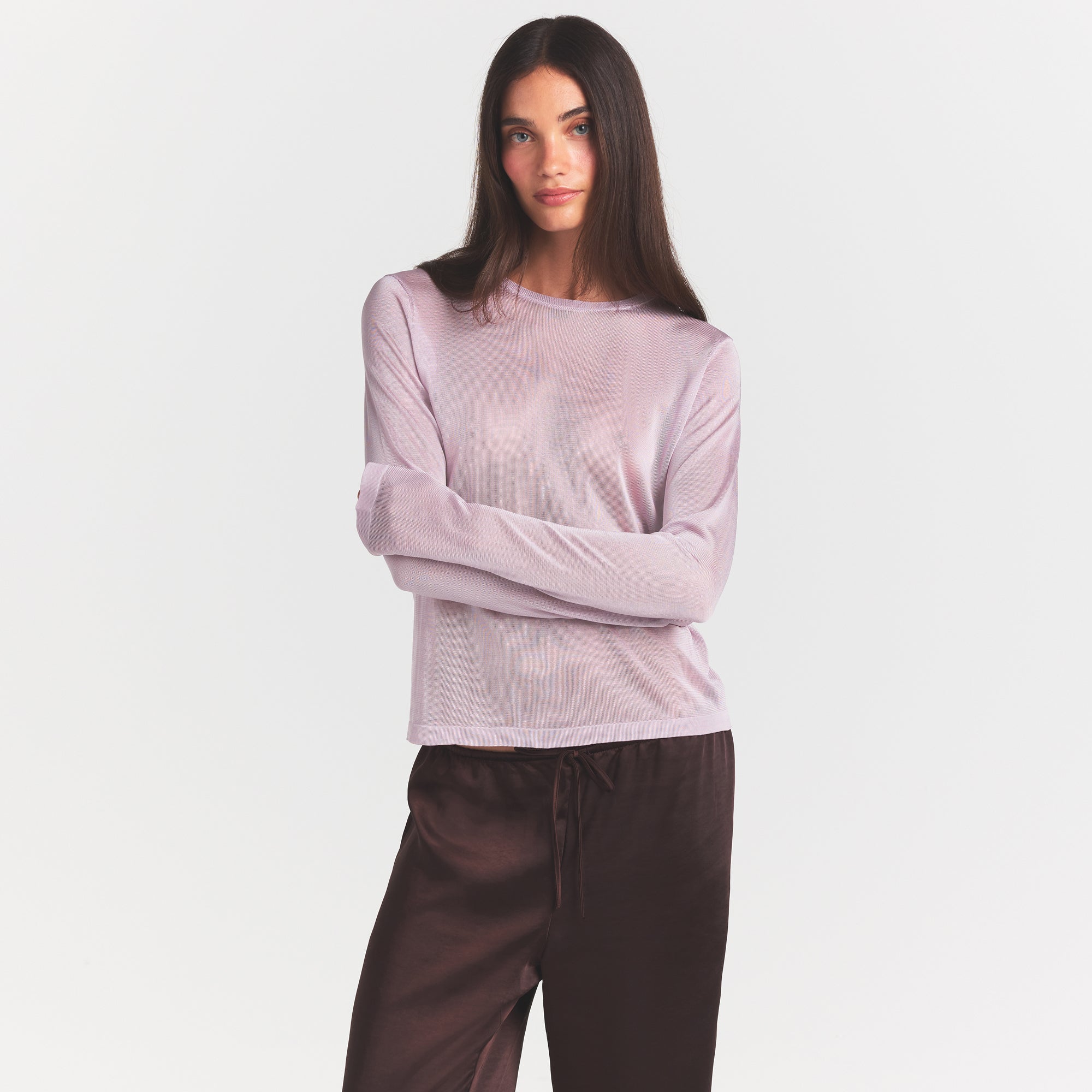 SLINKY KNIT CREW NECK LONG SLEEVE TOP | IRIS MICA