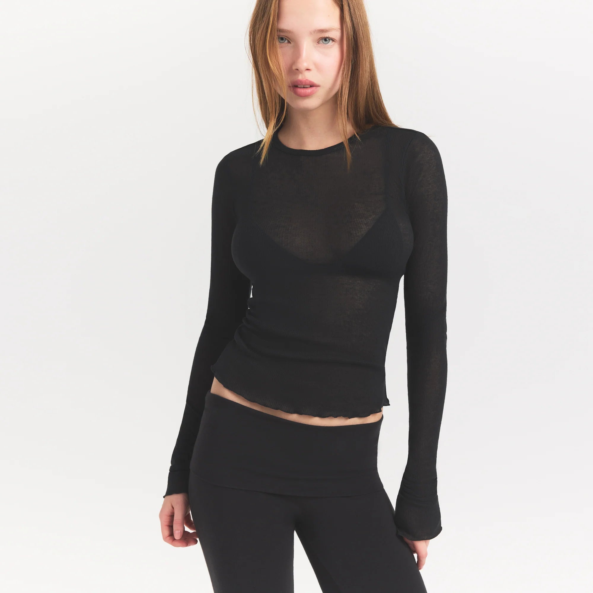 SHEER RIB LONG SLEEVE TOP | SOOT