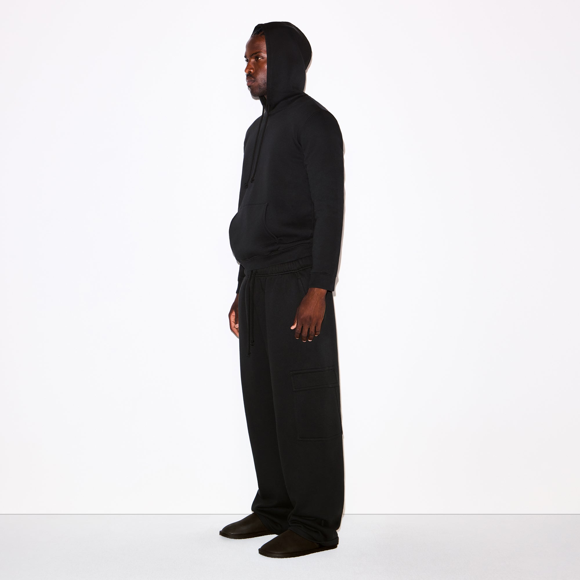 FLEECE LOUNGE MENS CLASSIC HOODIE | WASHED ONYX