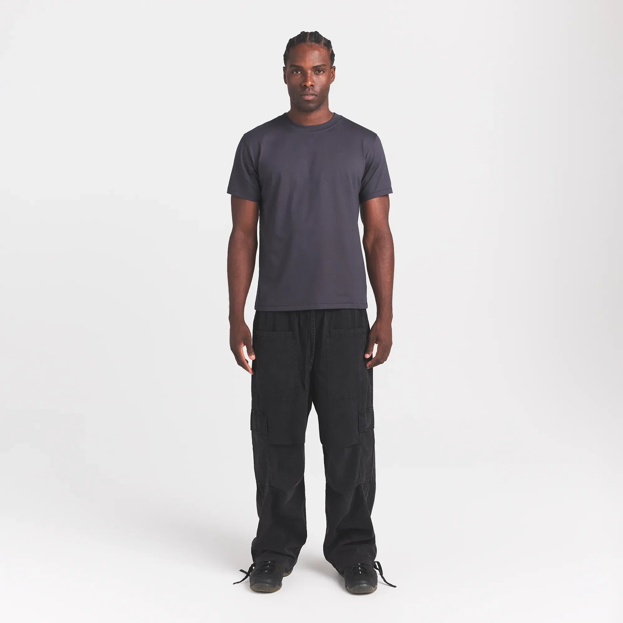 HEAVYWEIGHT COTTON MENS CLASSIC CREWNECK | RAVEN