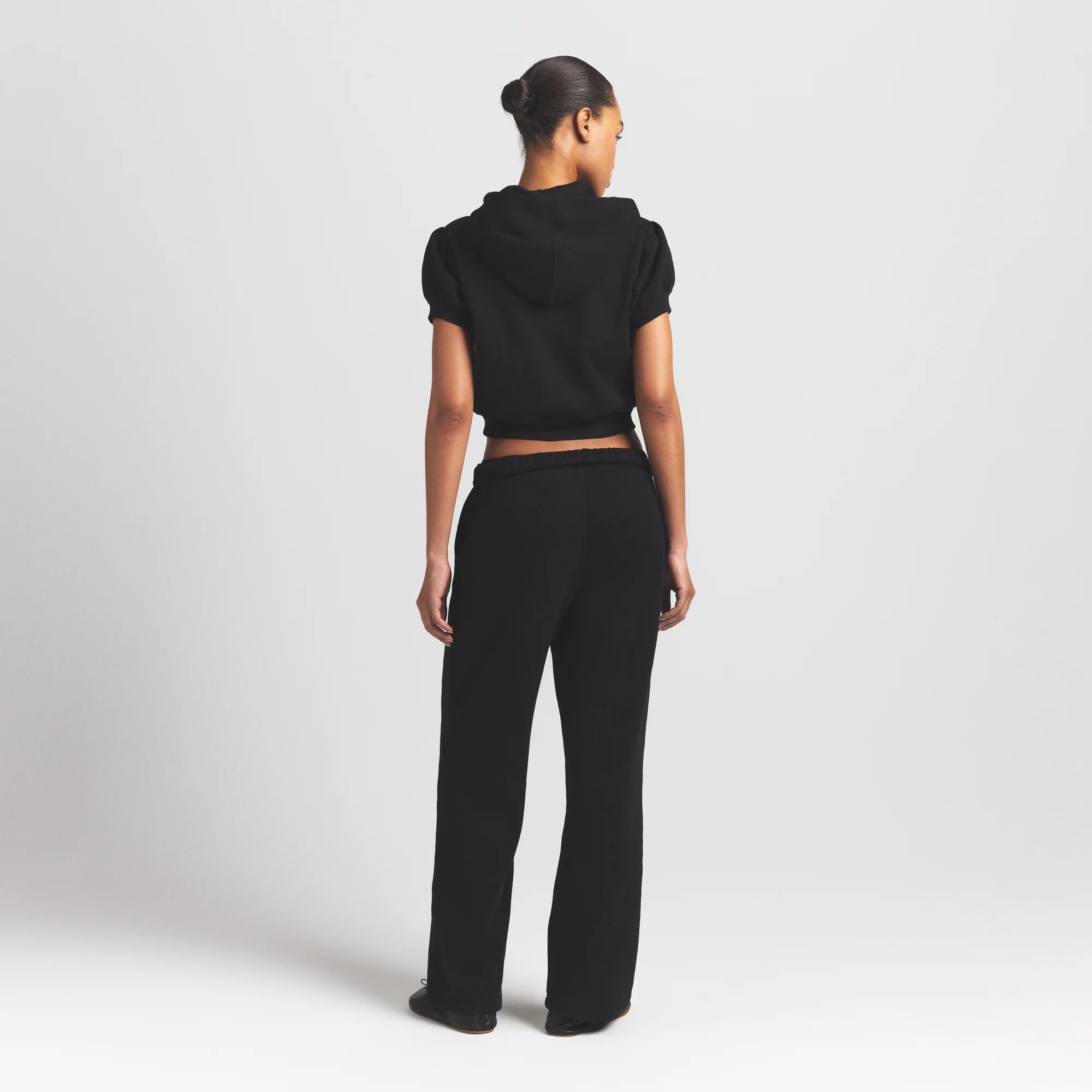 COTTON FLEECE BUBBLE SLEEVE CROPPED ZIP UP | ONYX