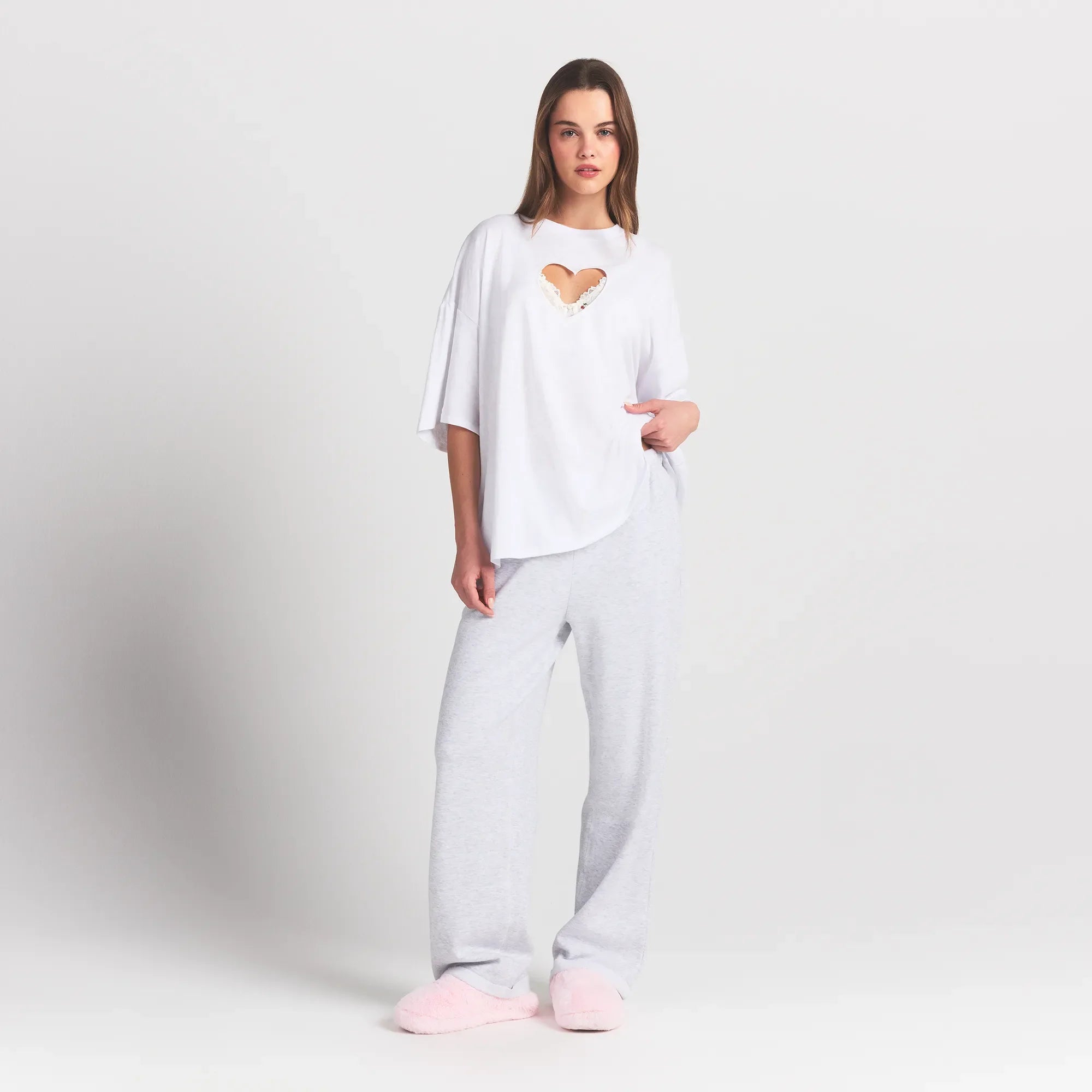 WORN IN JERSEY HEART OVERSIZED T-SHIRT | SNOW
