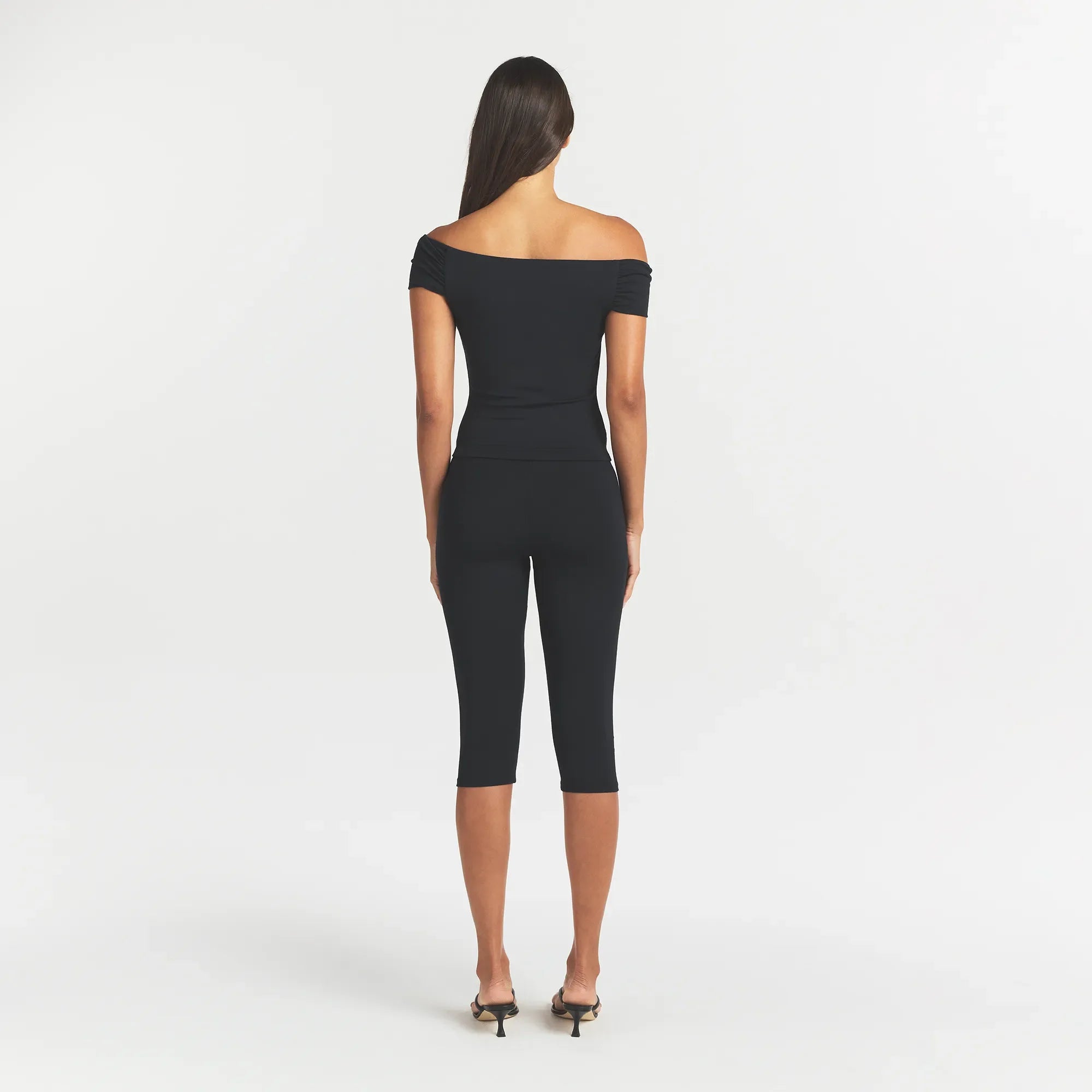 SMOOTH LAYERS ASYMMETRICAL OFF THE SHOULDER TOP | OBSIDIAN