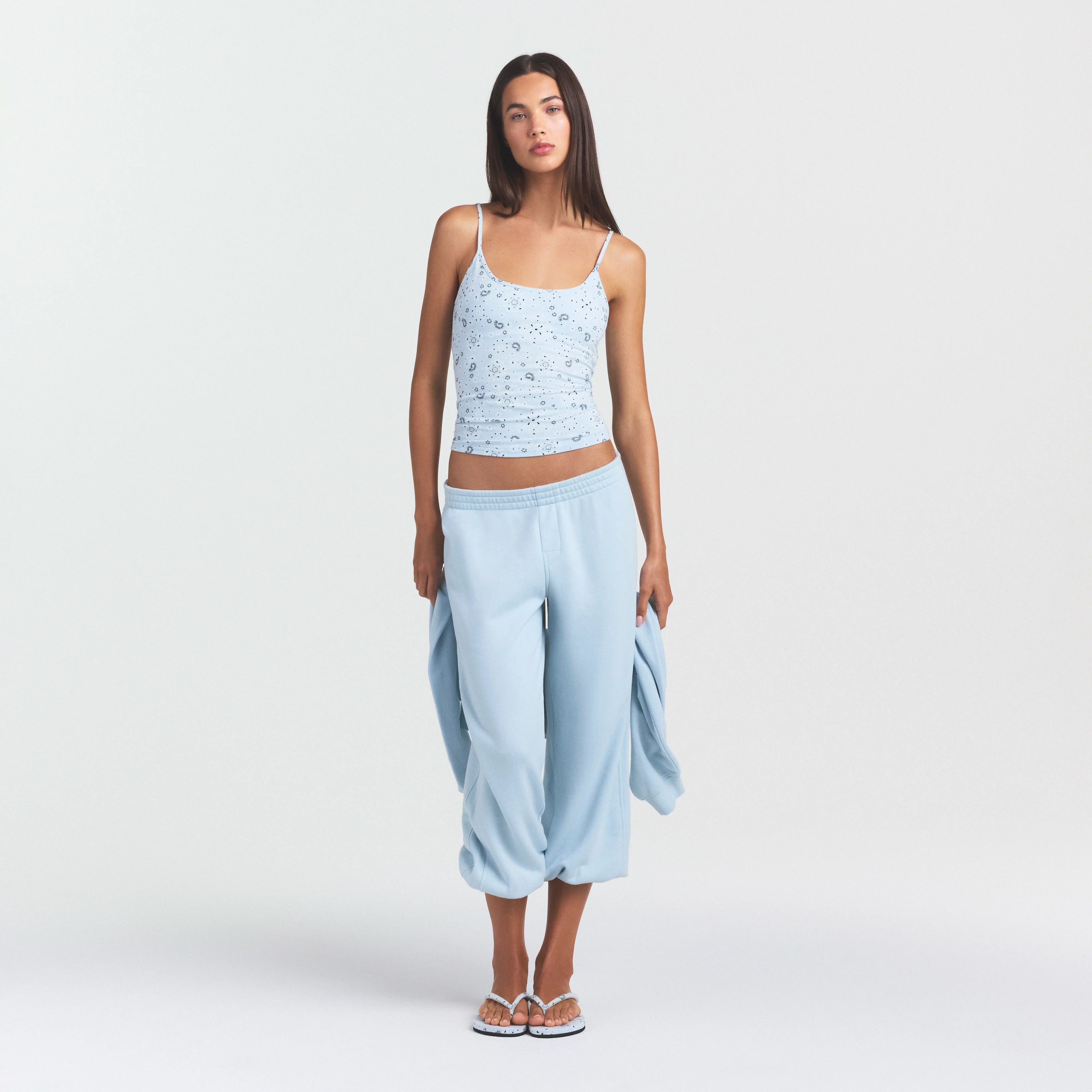 COTTON JERSEY SCOOP NECK CAMI | POWDER BLUE BANDANA