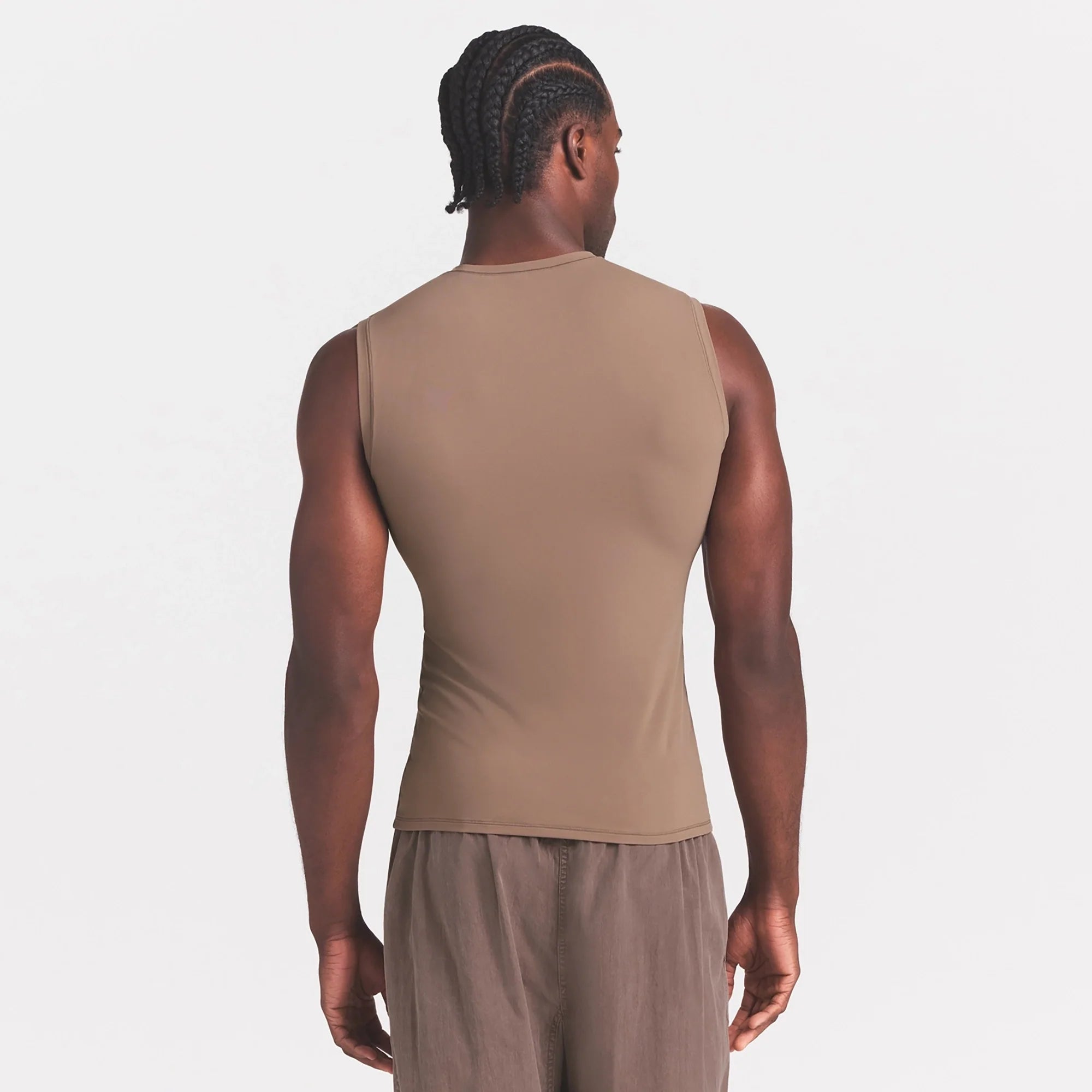 FITS EVERYBODY MENS SLIM TANK | UMBER