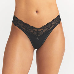 LIGHTWEIGHT COTTON WIDE LACE THONG | SOOT TONAL